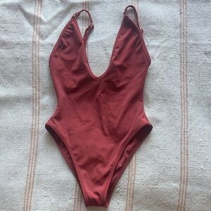 Gooseberry one piece tank in Rum